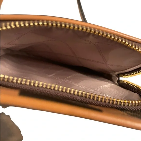 NWOT Michael Kors Jet Set Striped Crossbody - Picture 11 of 14